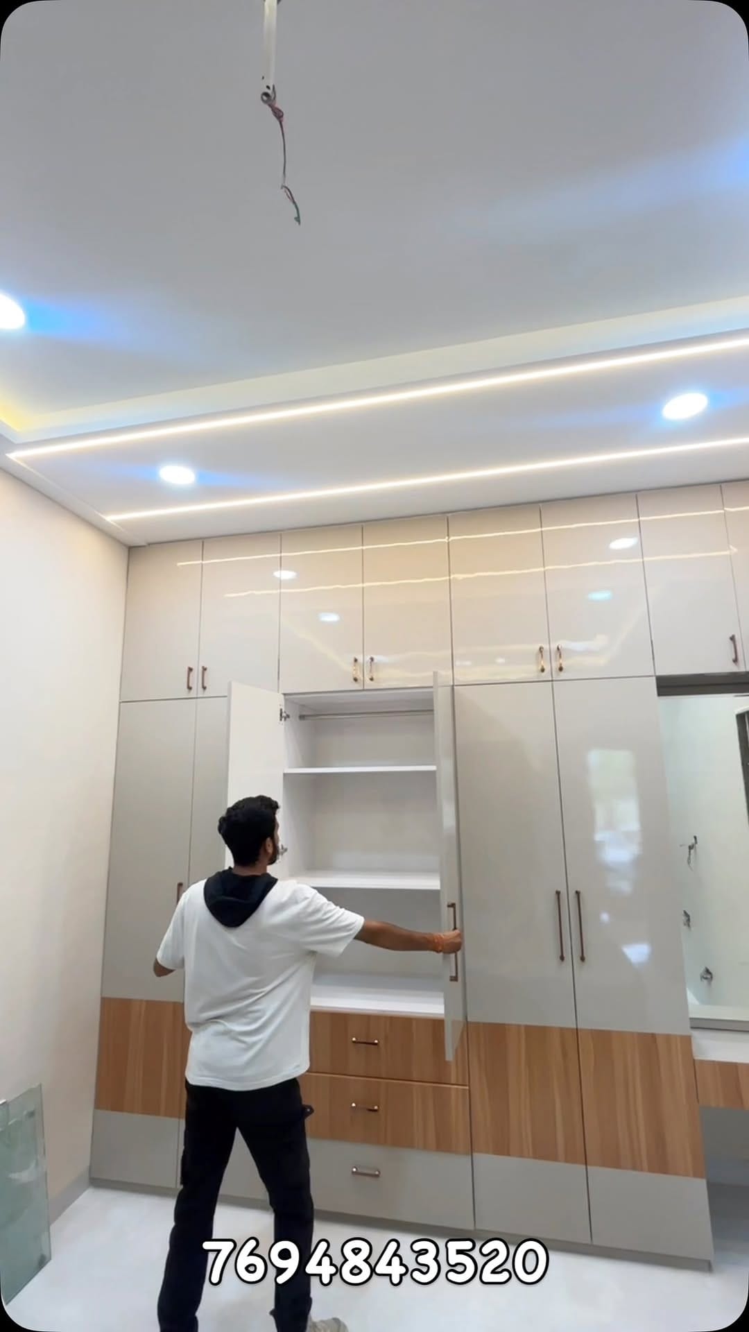 Post 10 by Avyanna Interior on Instagram (video)