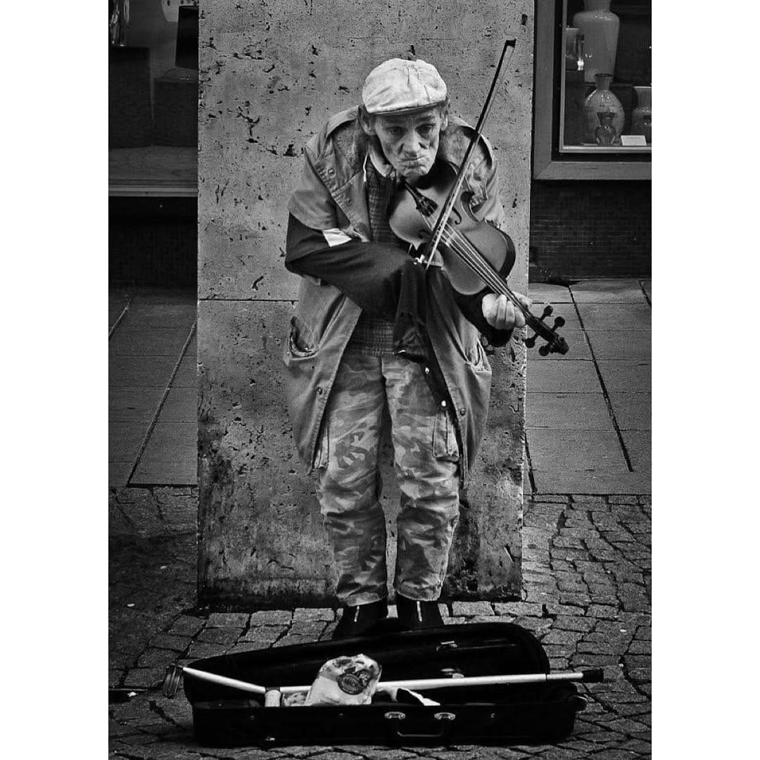 Post 5 by Leonardo Maso on Instagram (image)