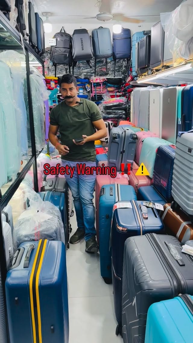 Post 10 by italian bags on Instagram (video)
