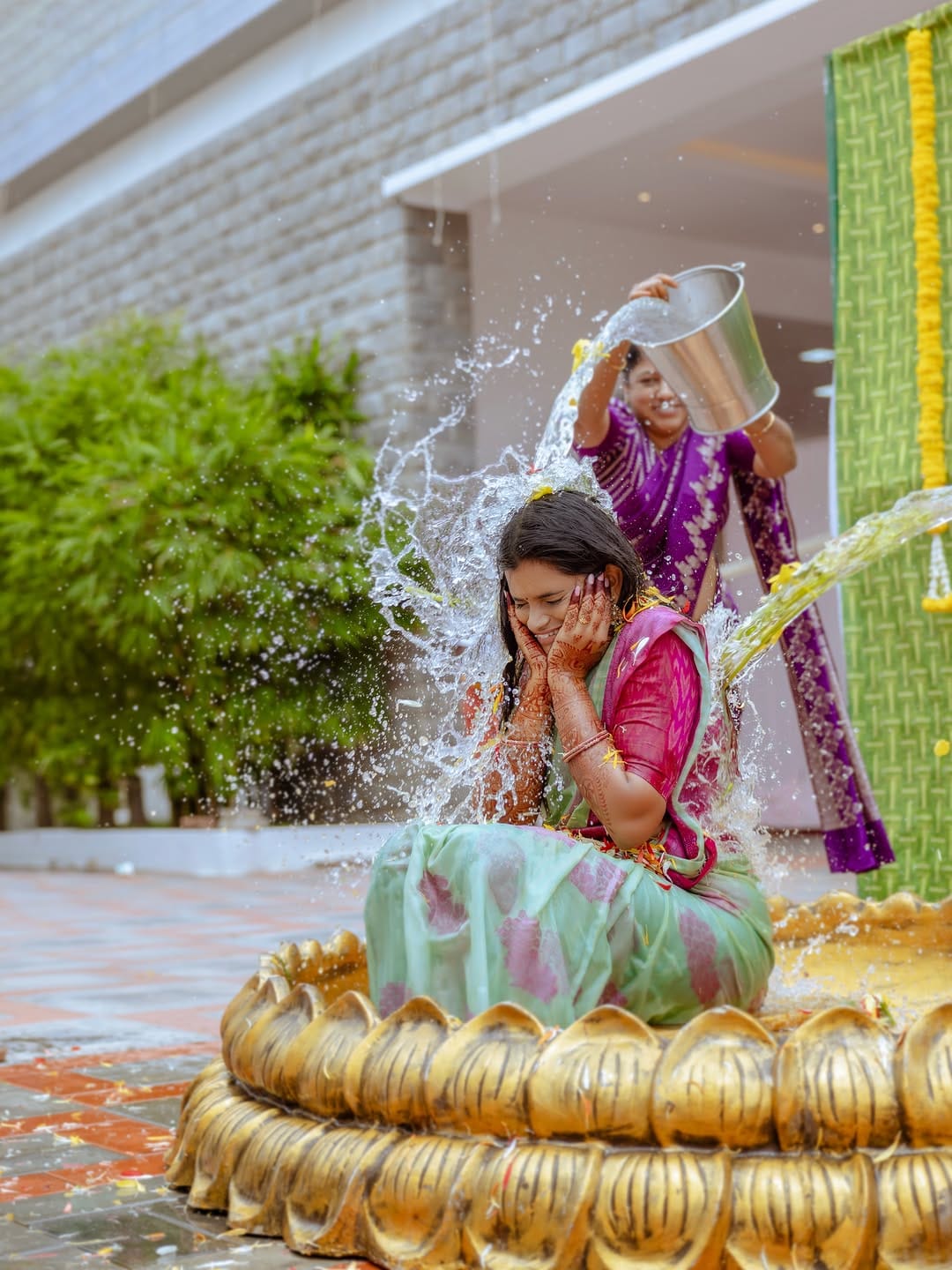 Post 5 by Catchy Capture Photography on Instagram (carousel)