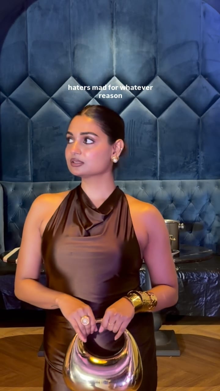 Post 7 by Sneha Sarkar on Instagram (video)