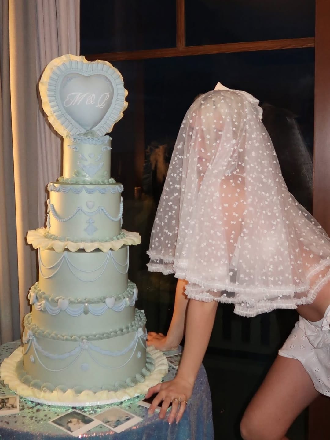 Post 8 by 🎀 Confetti Cake |  Utah Cakes 🎀 on Instagram (carousel)