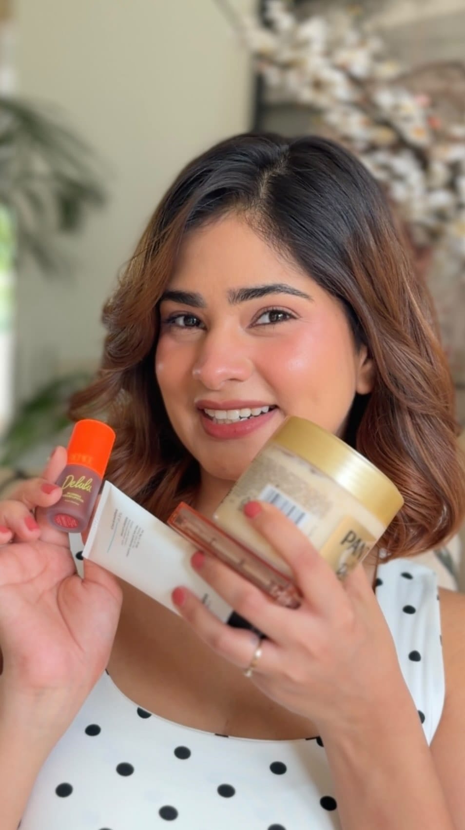 Post 1 by Vishakha Rajani Raina🧿 Fashion|Beauty on Instagram (video)