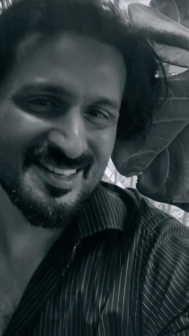 Post 4 by Karun Mathew on Instagram (video)