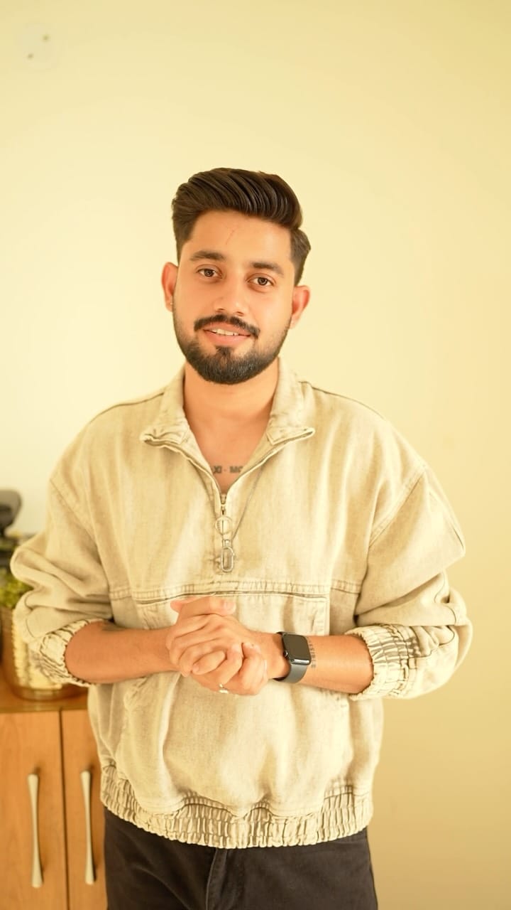 Post 4 by Munish Malhotra on Instagram (video)
