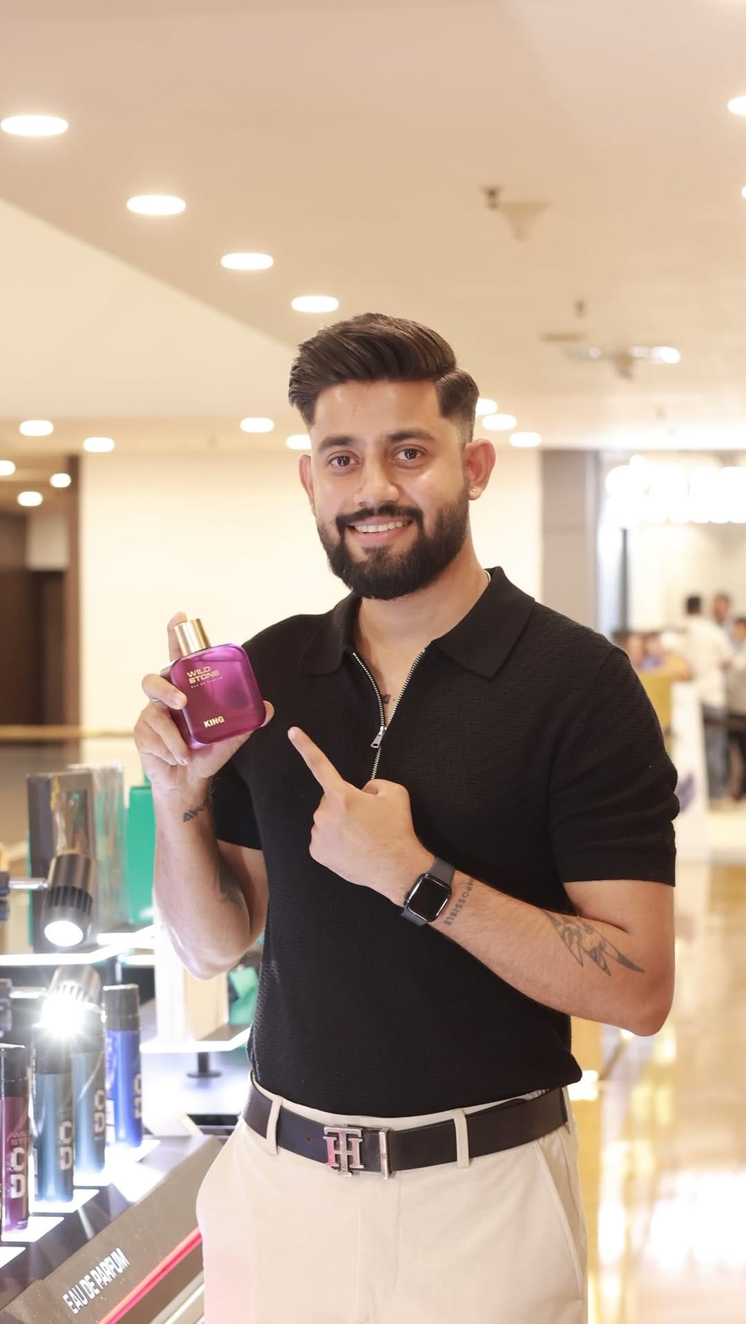 Post 8 by Munish Malhotra on Instagram (video)