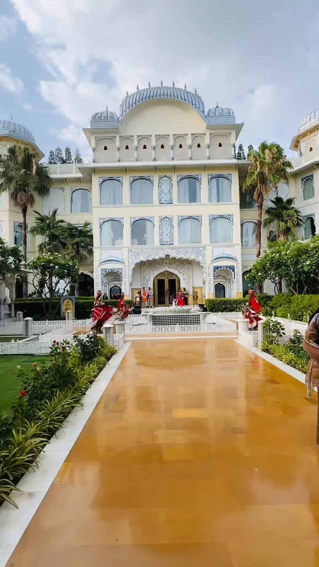 Post 4 by Shubham Saini on Instagram (video)