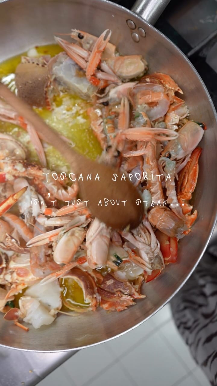 Post 5 by Toscana Saporita on Instagram (video)