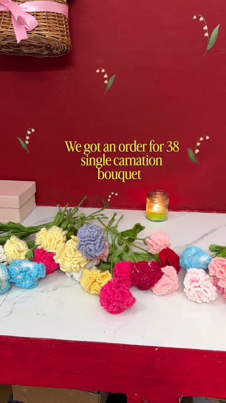Post 1 by Oma studio | Crochet flowers | Gifting | Dehradun on Instagram (video)