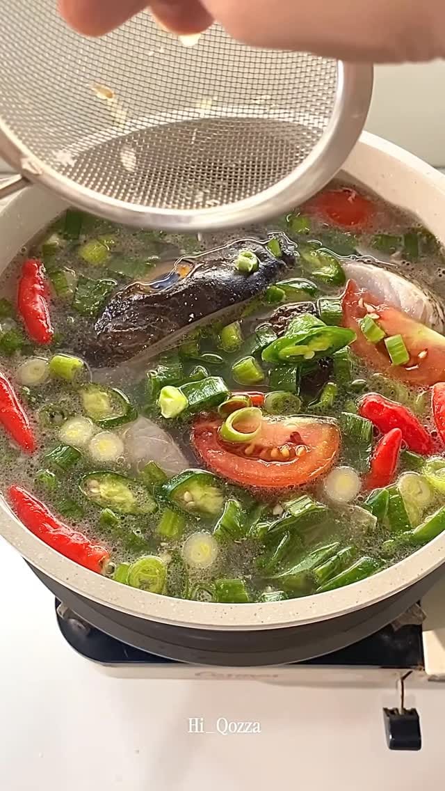 Post 1 by Hi_Qozza 🤍 Masak Simple on Instagram (video)