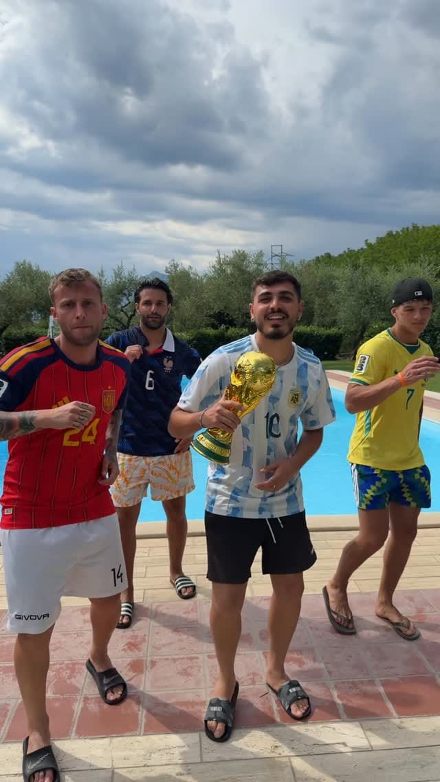 Post 4 by Antonio Fusco➡️mr.spartapraga on Instagram (video)