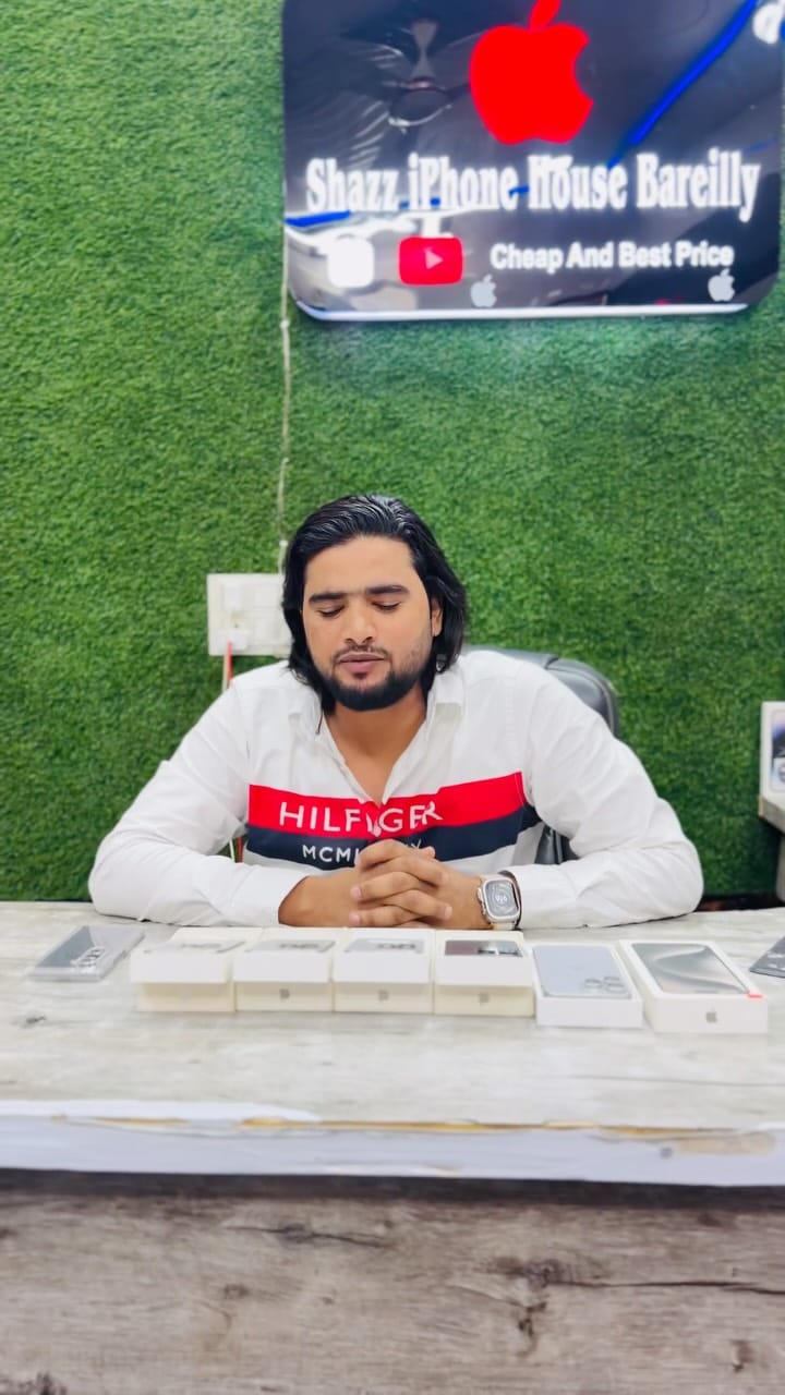 Post 3 by SHAZZ IPHONE HOUSE BAREILLY on Instagram (video)