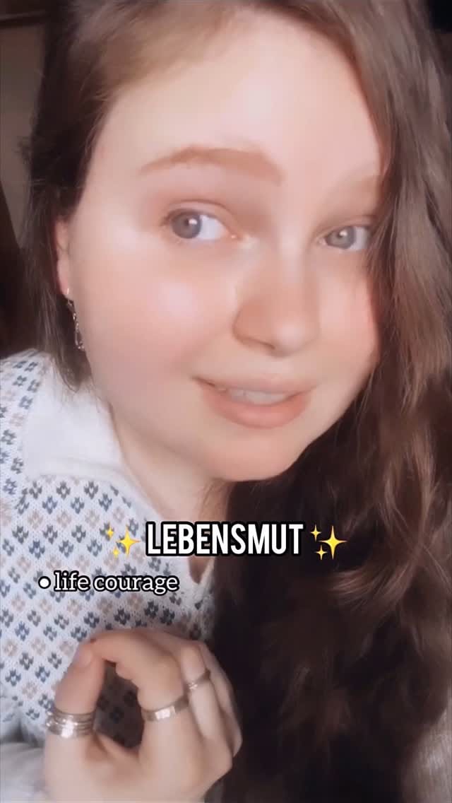 Post 8 by Anneliese on Instagram (video)