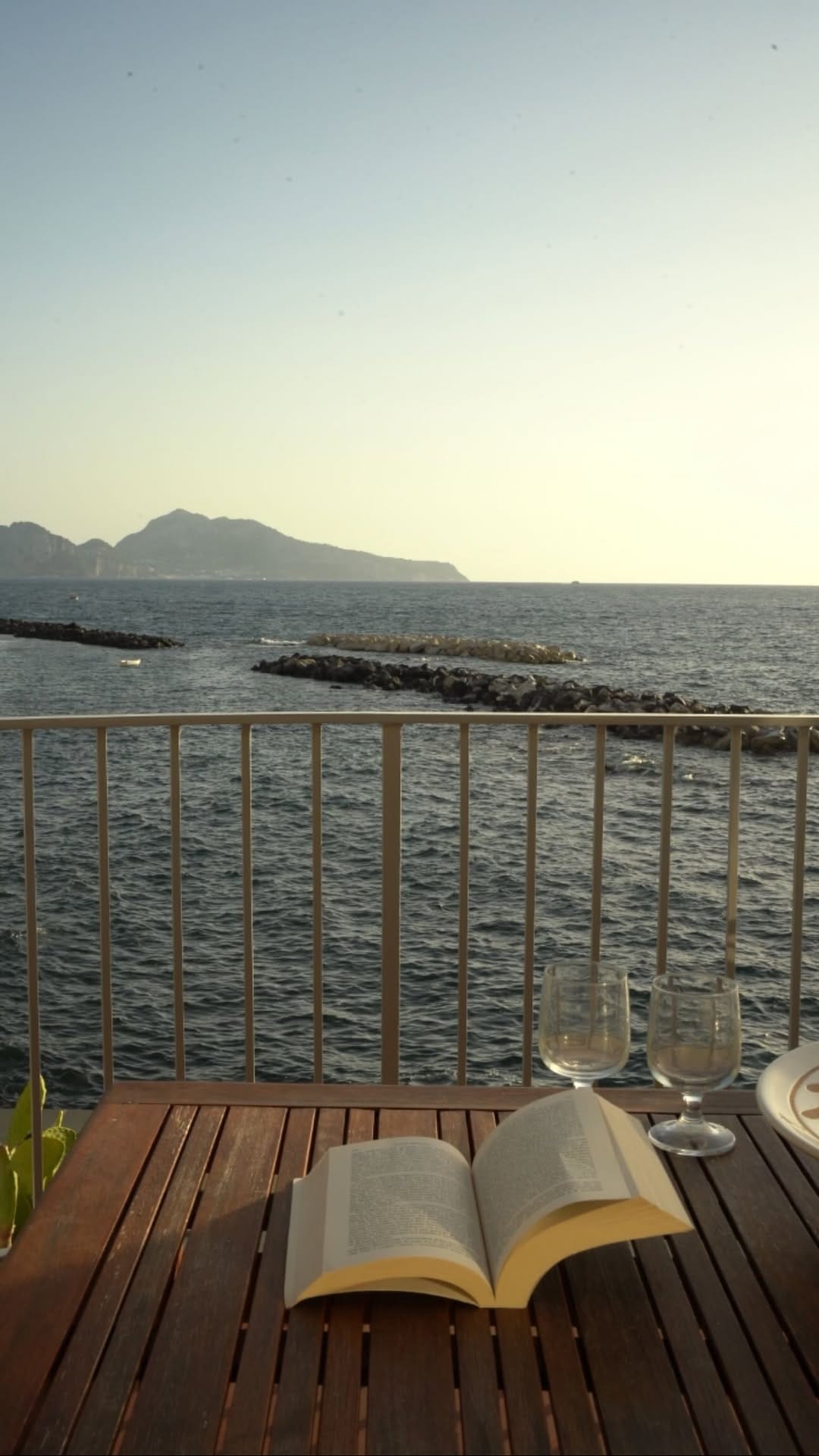 Post 1 by By Paola Cossentino on Instagram (video)