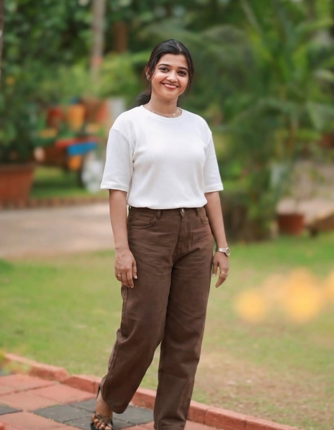 Post 6 by Sreelakshmi Chinnus on Instagram (image)