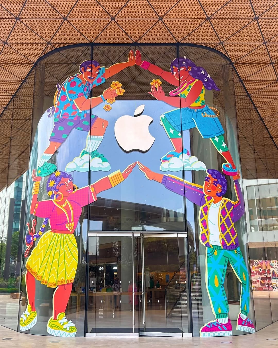 Post 4 by Mira Felicia Malhotra on Instagram (carousel)