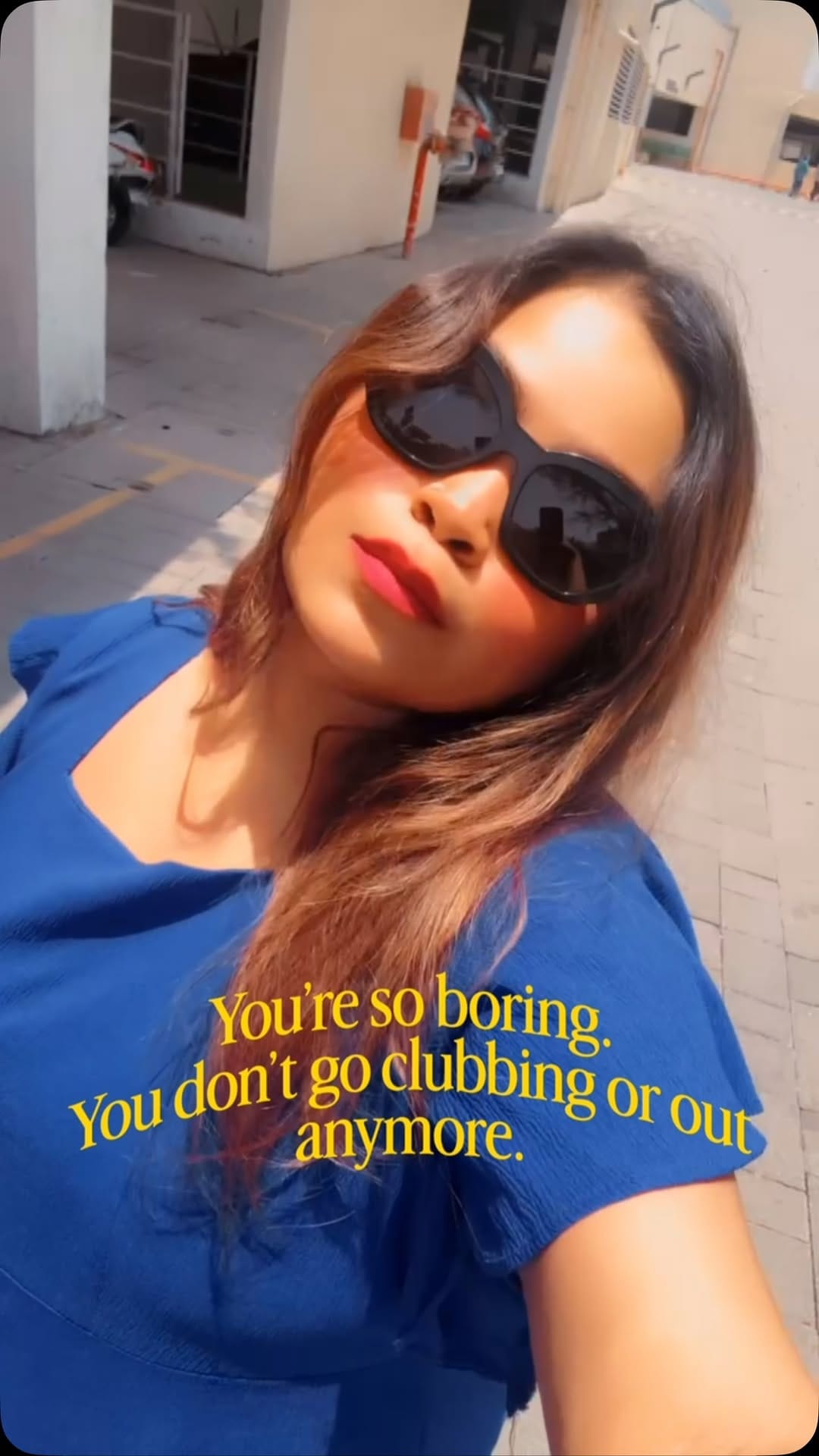 Post 4 by Sneha Roy on Instagram (video)