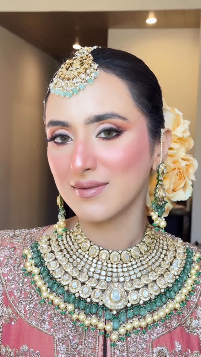 Post 9 by Gargi Dhingra on Instagram (video)