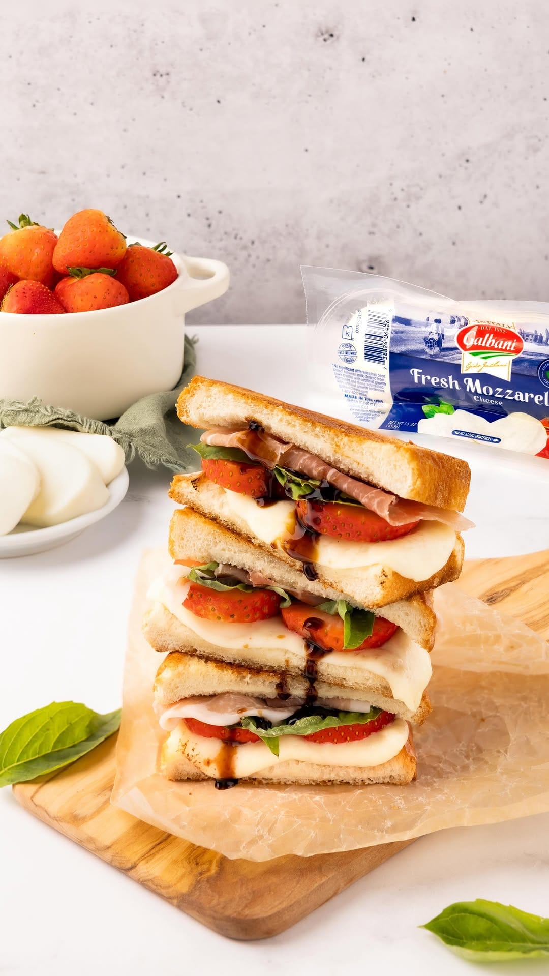 Post 10 by Galbani Cheese on Instagram (video)