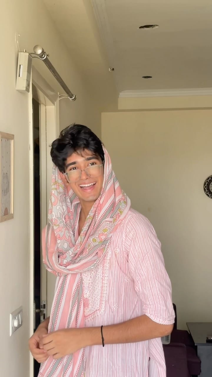 Post 6 by PRATHAM SINGH🌹 on Instagram (video)