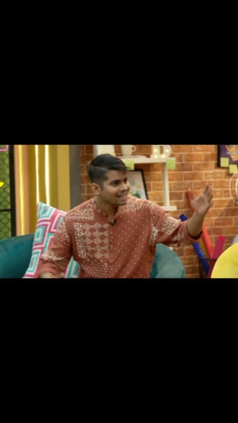 Post 9 by Vivek Shukla on Instagram (video)