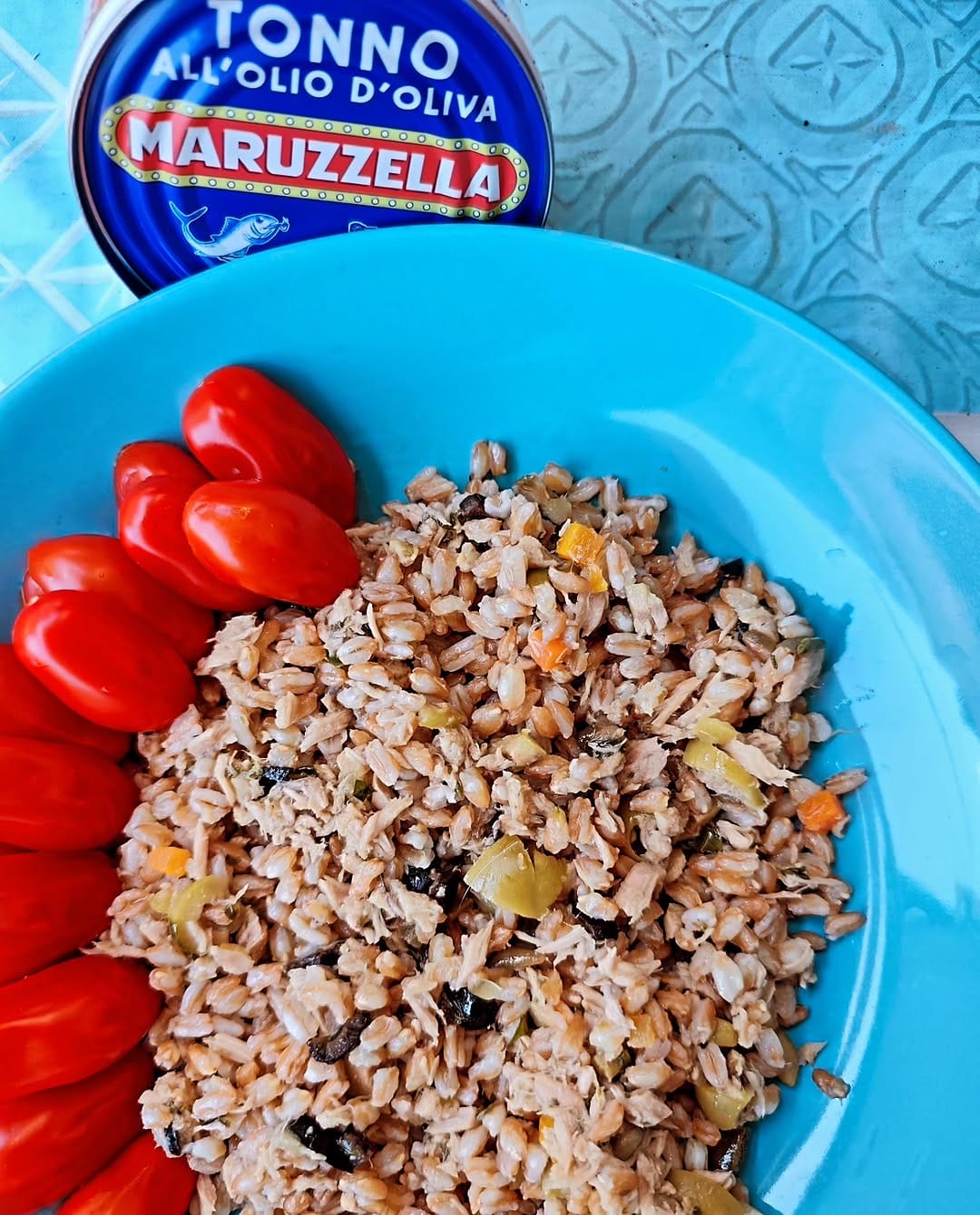 Post 6 by Girls' Kitchen on Instagram (image)