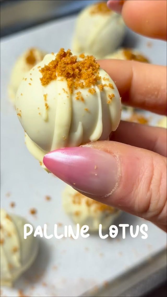 Post 1 by Il dolce mondo di Sara on Instagram (video)