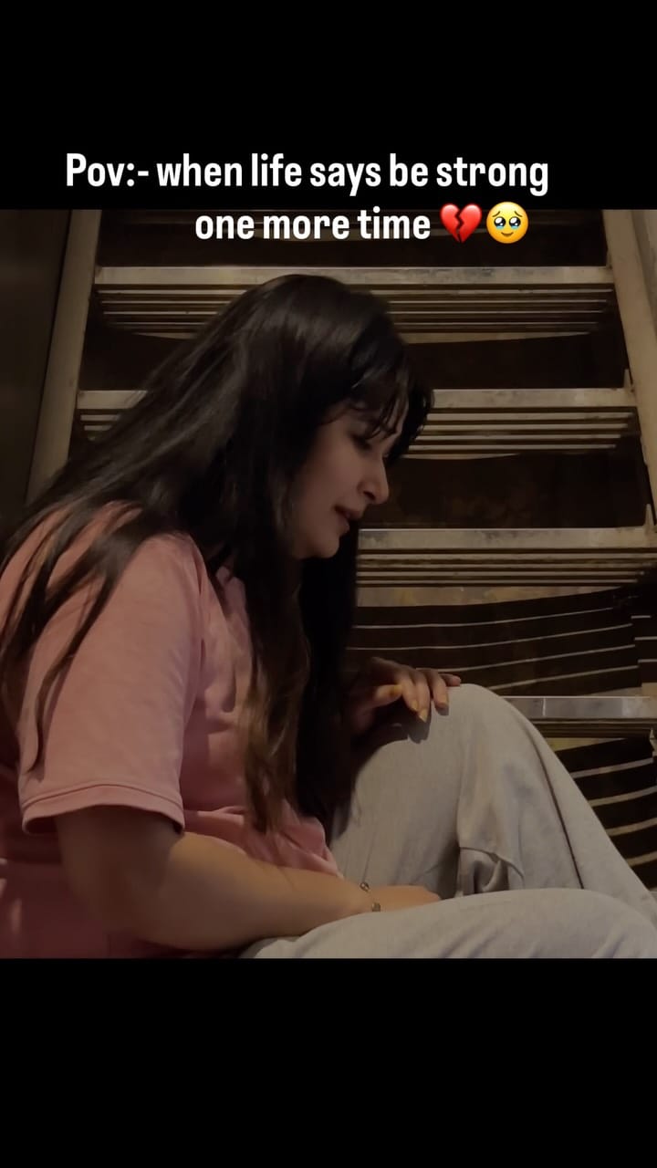 Post 7 by 𝐍𝐈𝐕𝐄𝐃𝐈𝐓𝐀 𝐒𝐇𝐀𝐑𝐌𝐀 (𝐍𝐢𝐯𝐢) on Instagram (video)