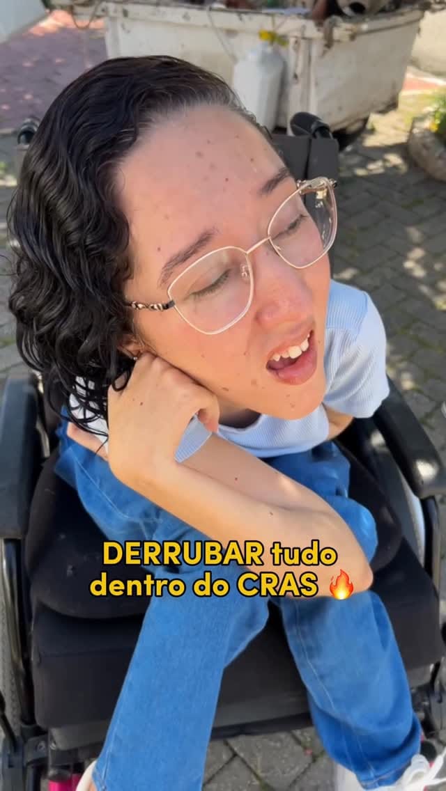 Post 4 by Vanessa de Oliveira on Instagram (video)