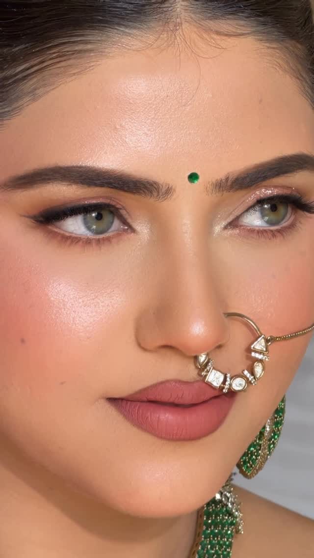 Post 9 by GAURI  KAKAS on Instagram (video)