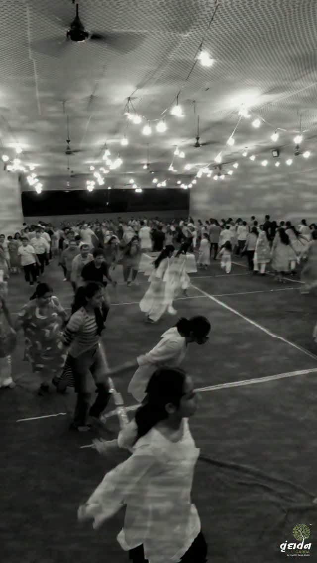 Post 4 by Khushi's Dance Studio | Choreographer | Anchor on Instagram (video)