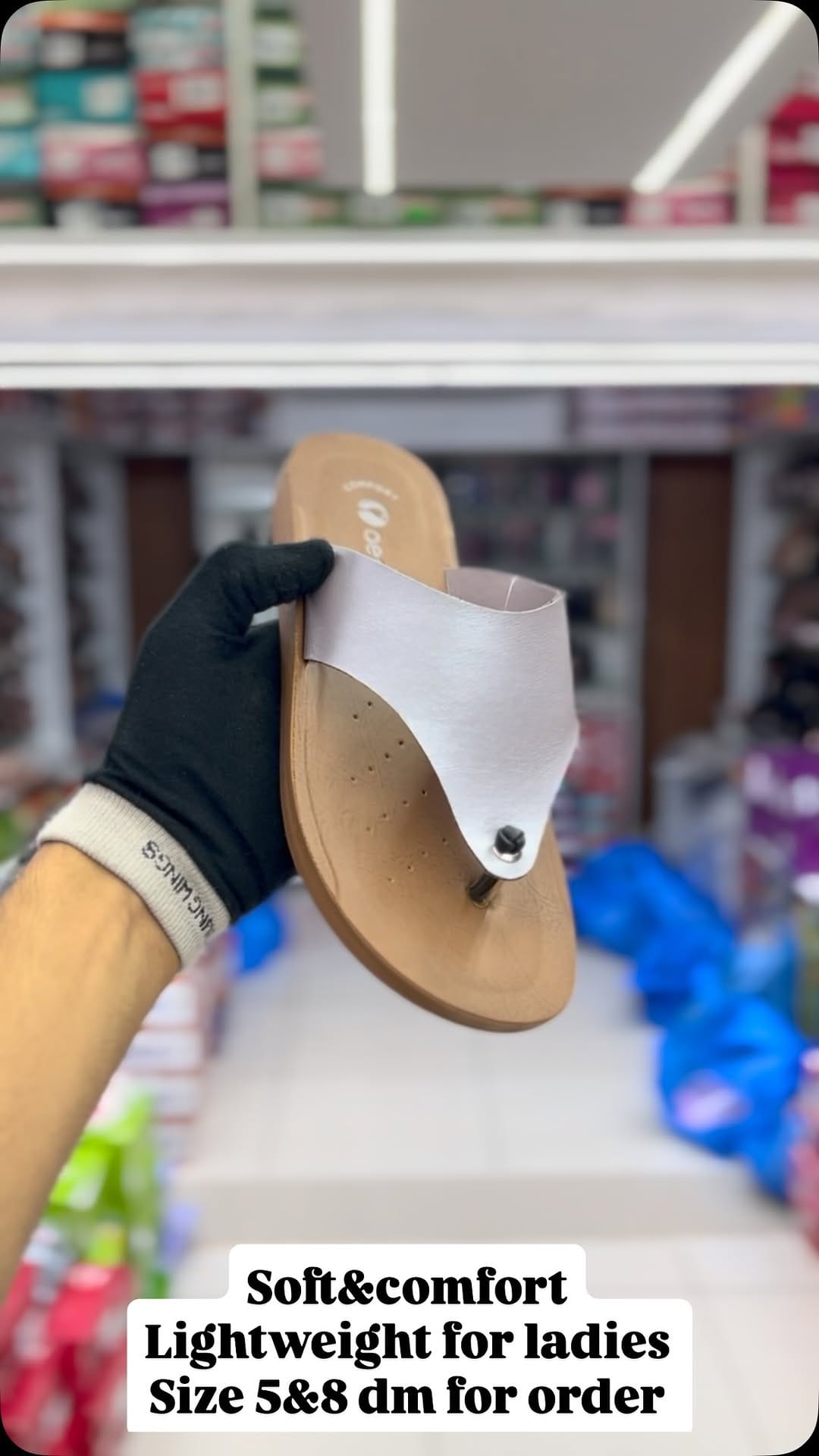 Post 6 by 👠Unnati footwear👡 on Instagram (video)