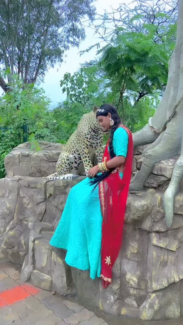 Post 1 by Barot Ishu on Instagram (video)