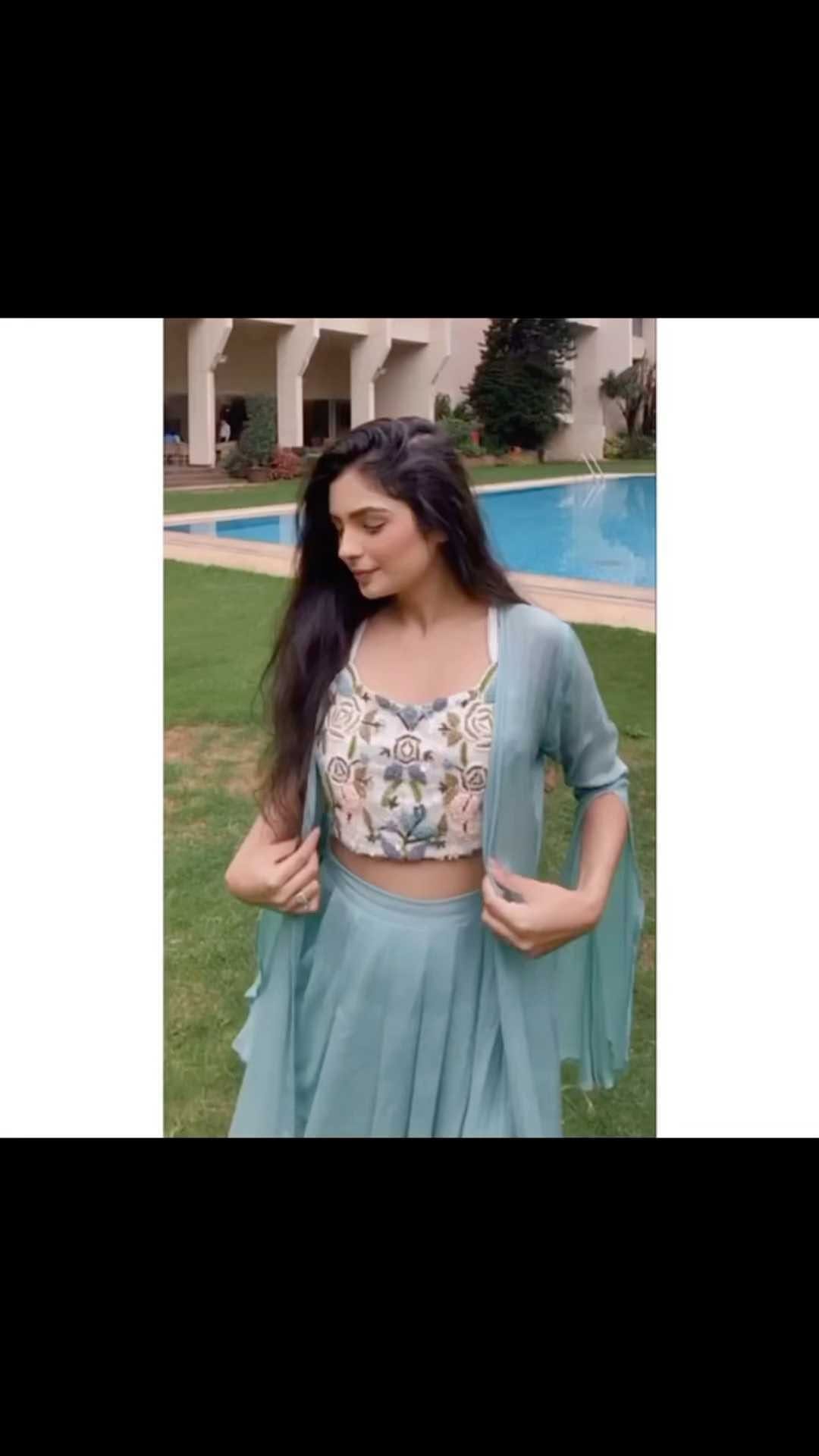 Post 6 by Clothing Label on Instagram (video)