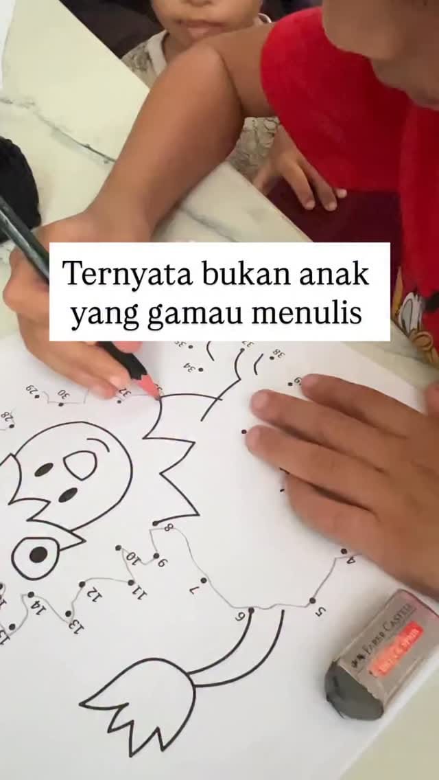 Post 4 by Sandra Devi on Instagram (video)