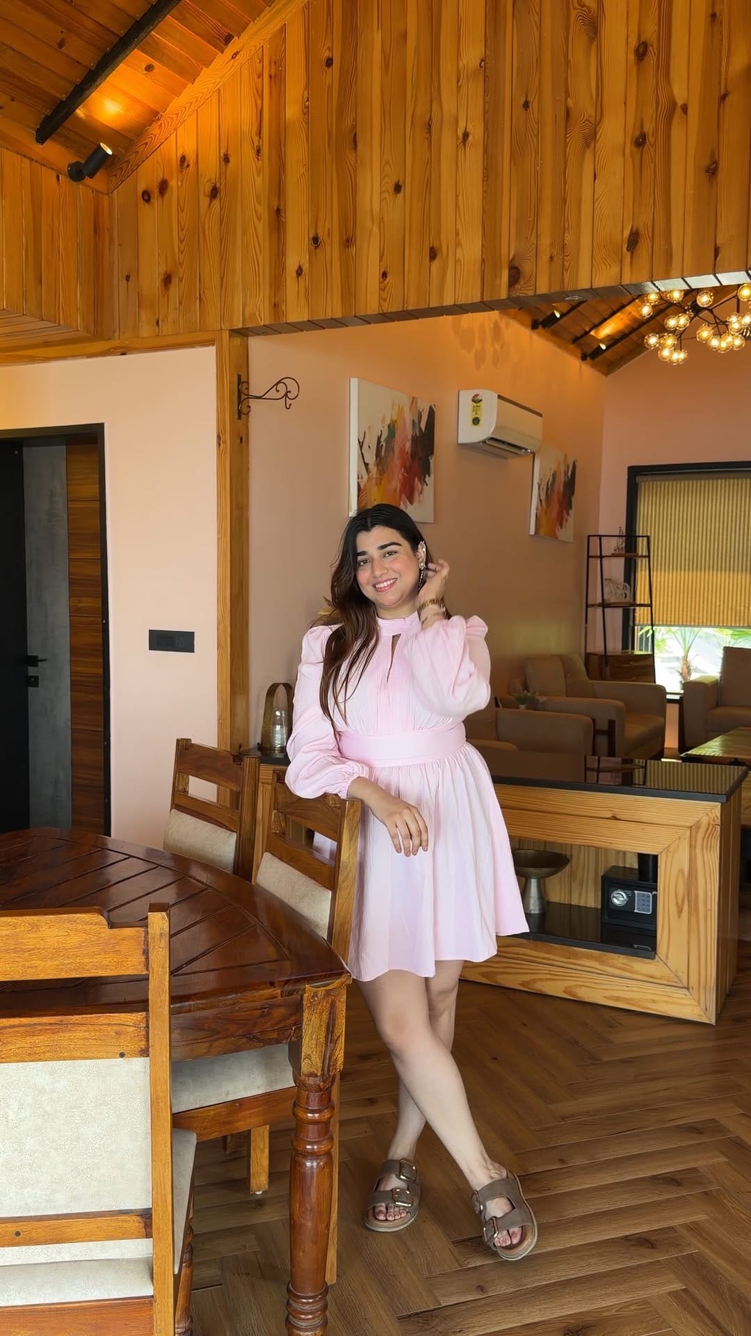 Post 4 by Prerna Anand on Instagram (video)