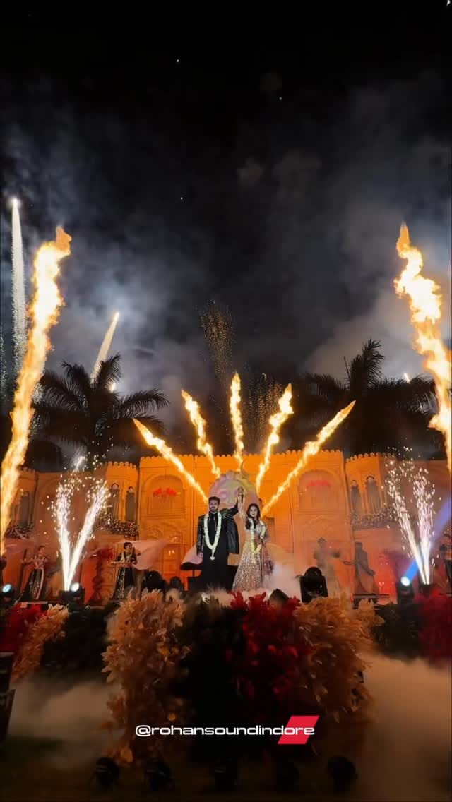 Post 10 by Rohan Sound&Light  Indore on Instagram (video)