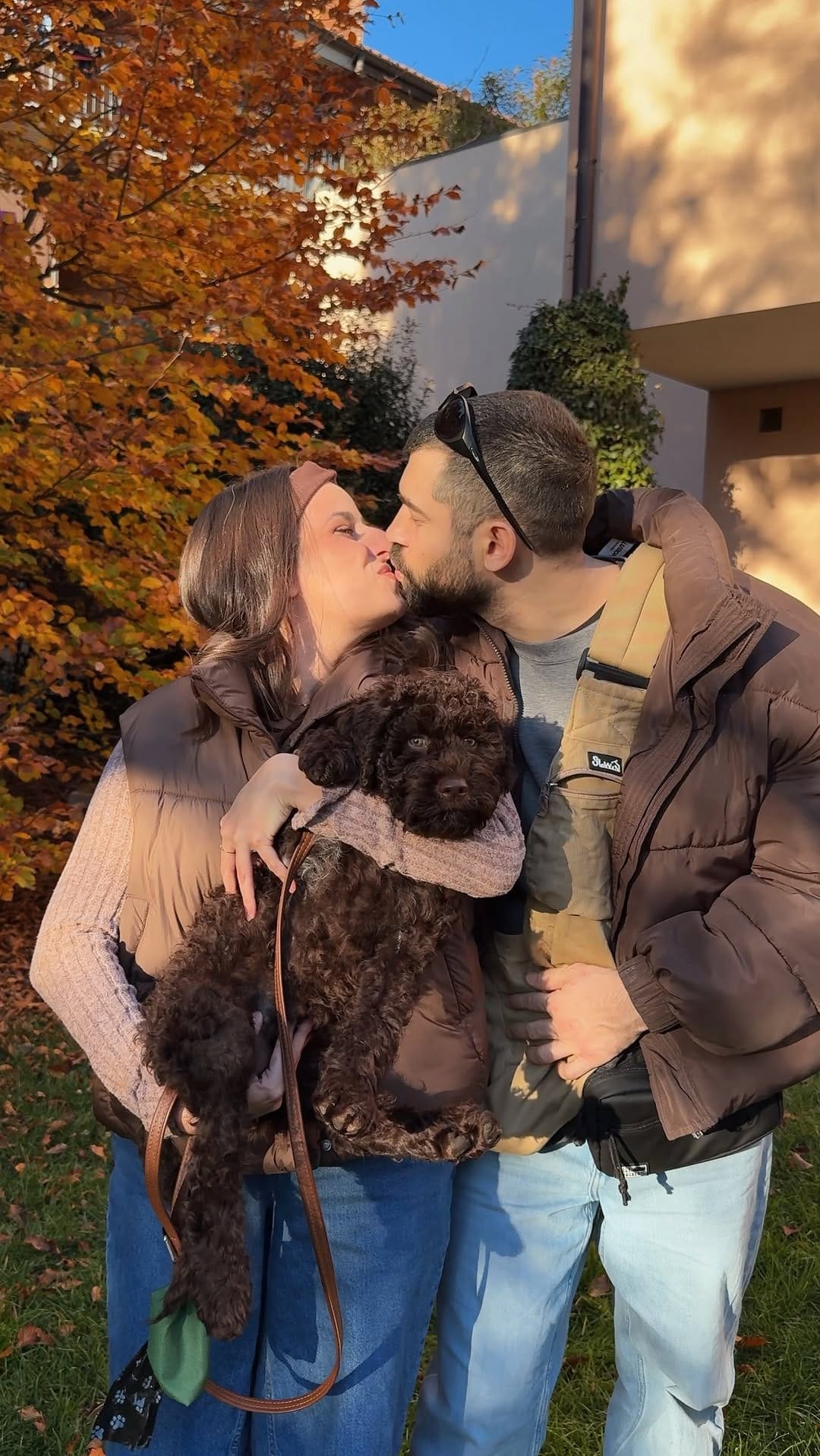 Post 9 by Velia on Instagram (video)
