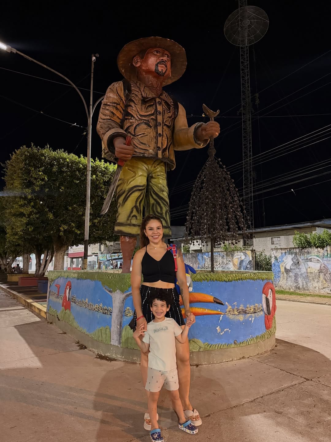 Post 6 by Julieta Câmara on Instagram (carousel)