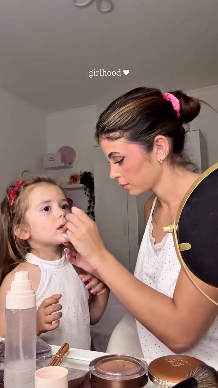 Post 10 by Elena Petrin on Instagram (video)