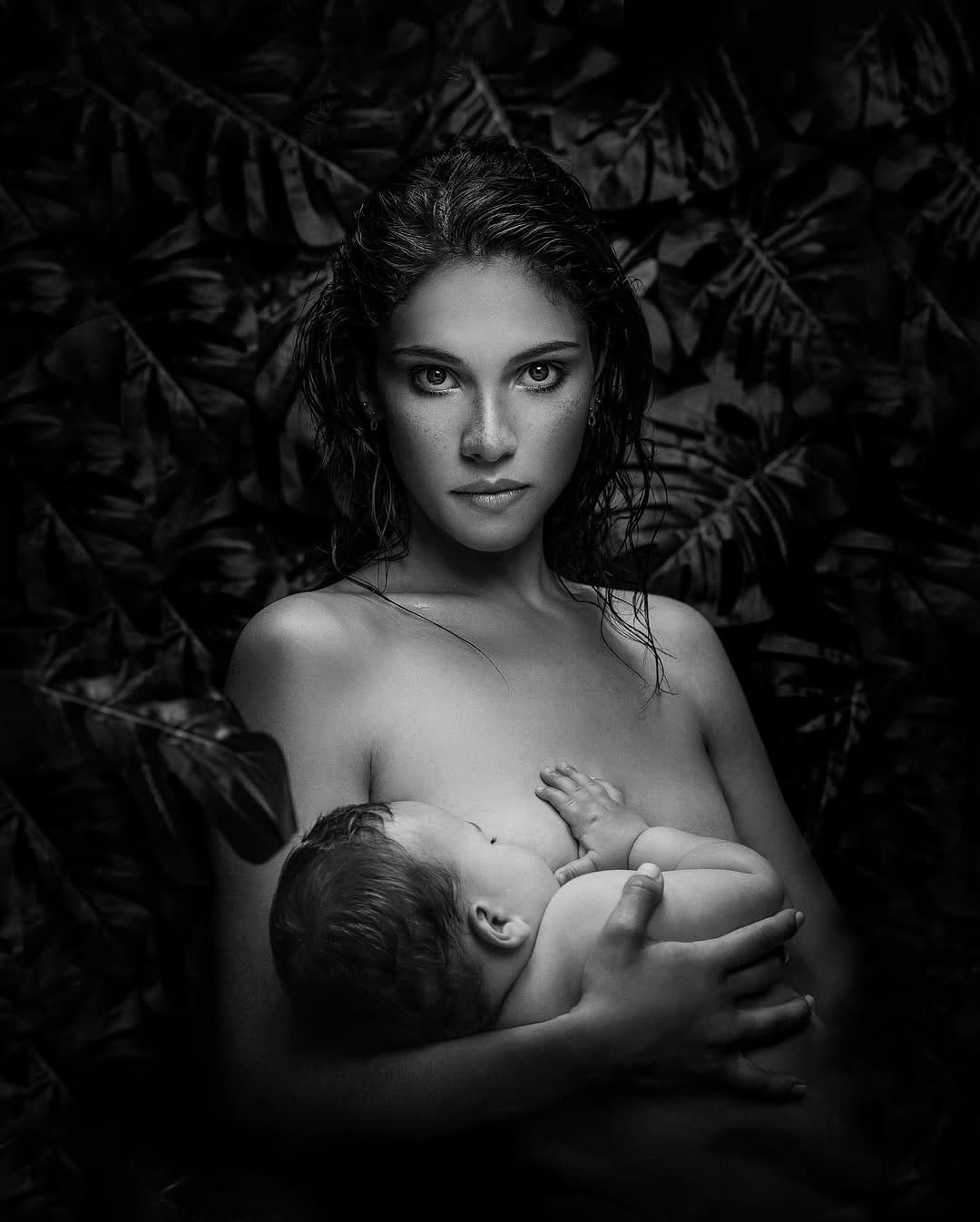 Post 7 by DONATELLA NICOLINI | Portrait & Maternity Photographer on Instagram (image)
