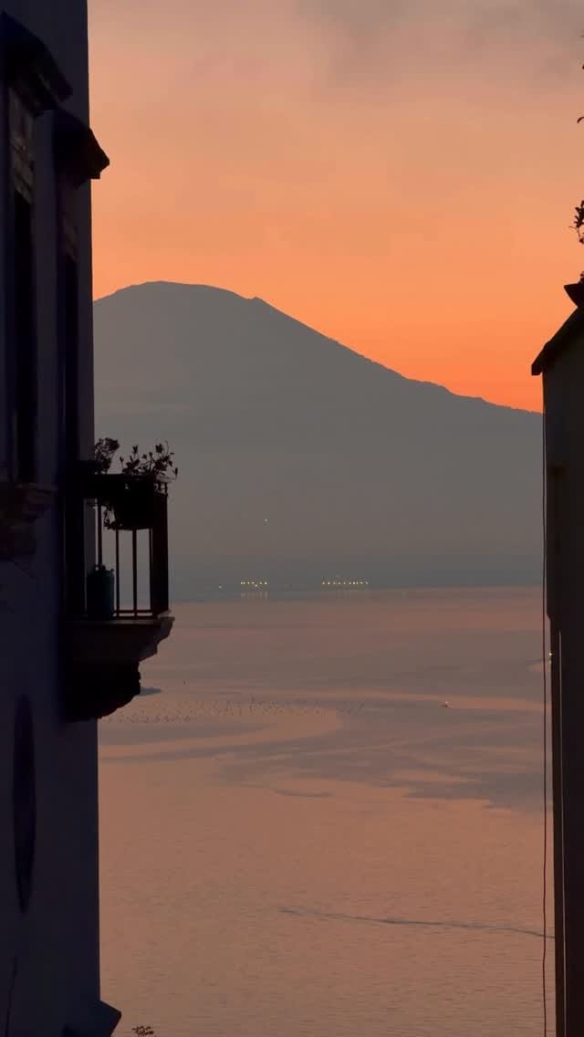 Post 9 by Peppemor on Instagram (video)