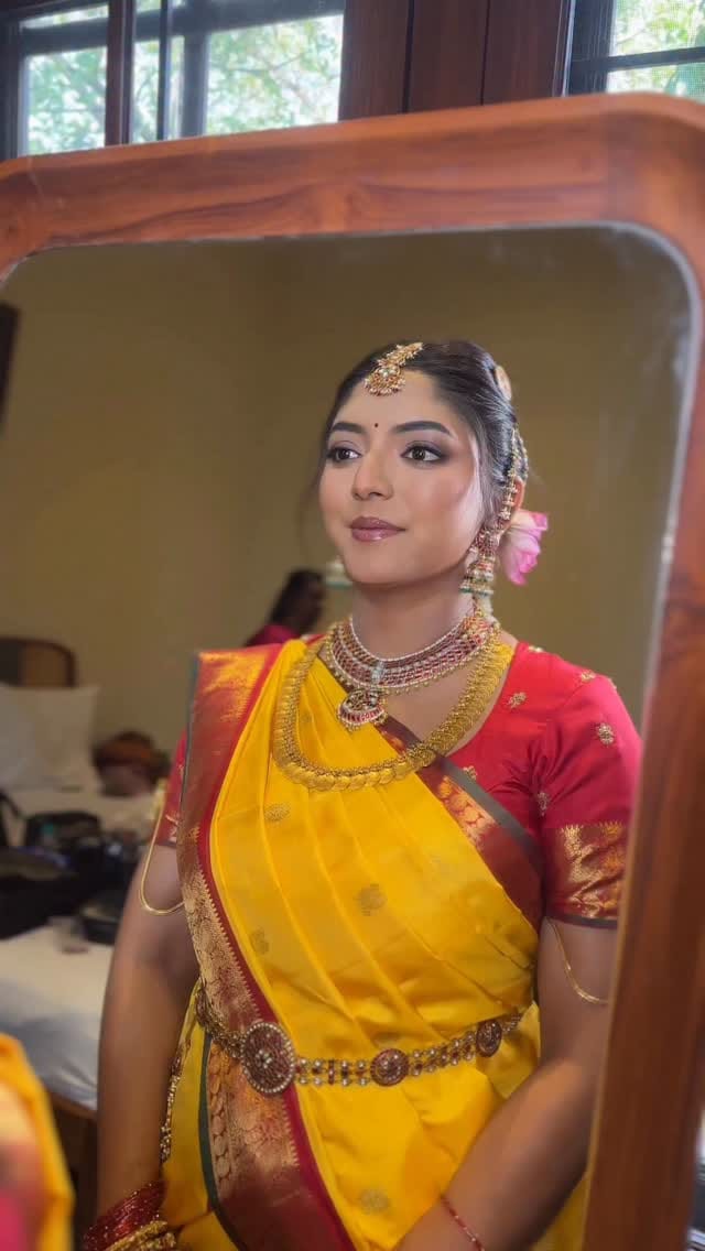 Post 5 by House of Soha on Instagram (video)