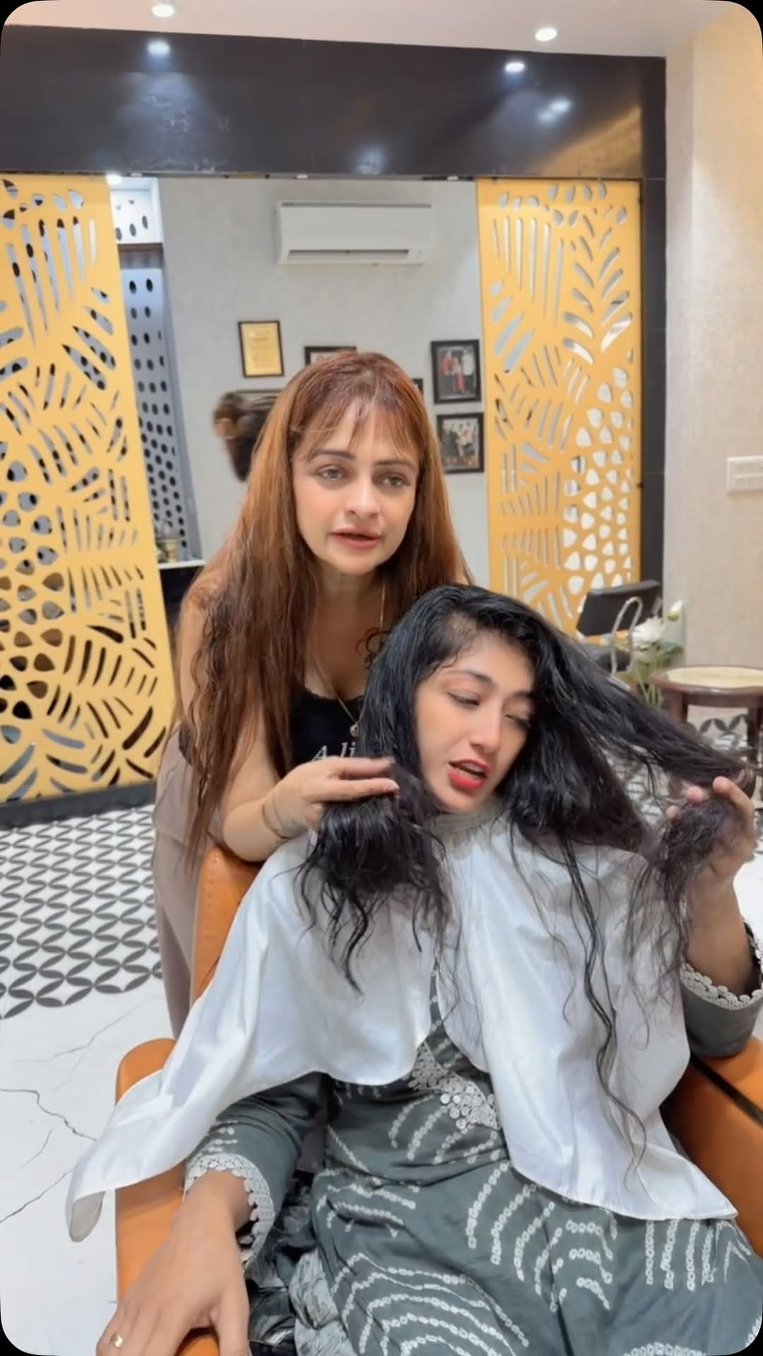 Post 7 by Seema Kohli on Instagram (video)