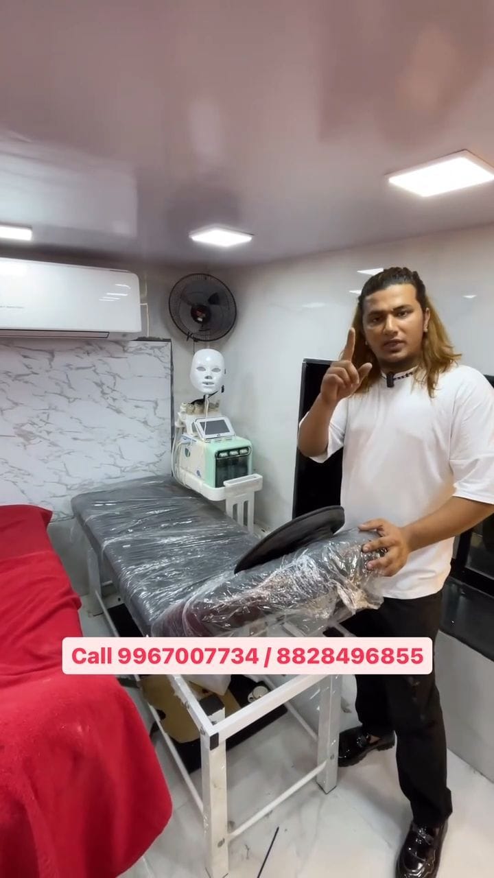 Post 10 by Bilal Salmani on Instagram (video)