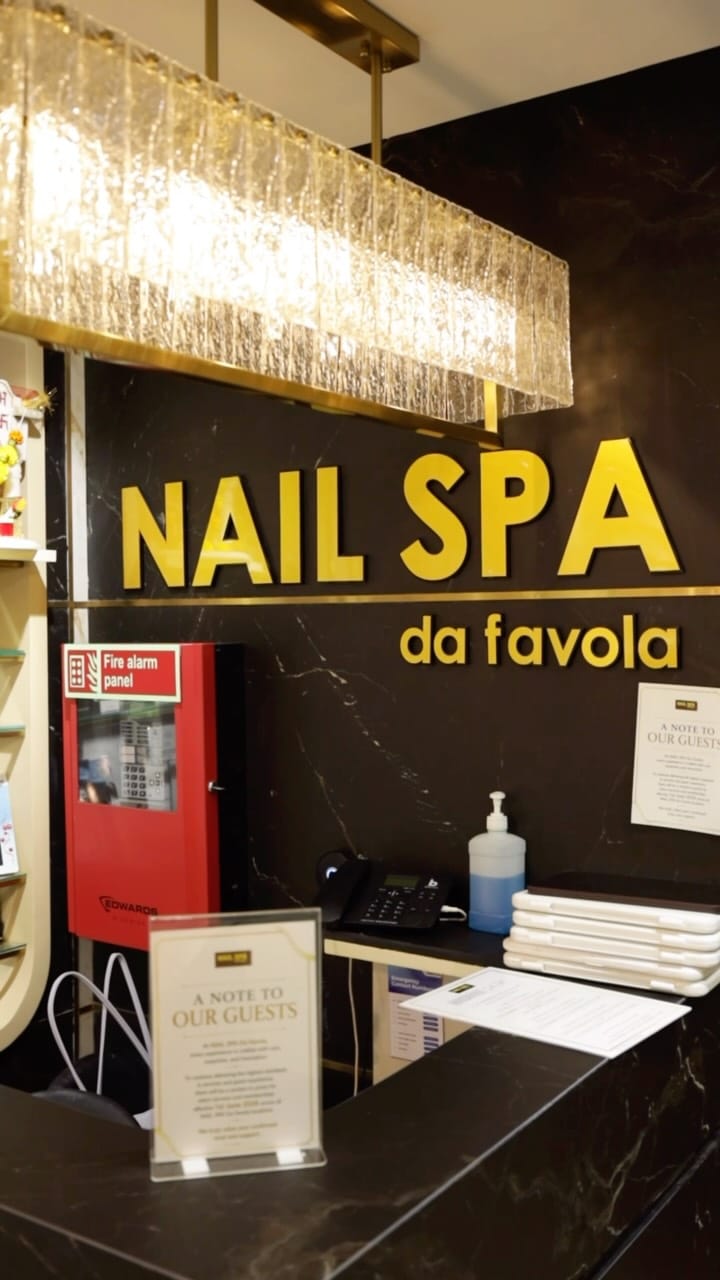 Post 3 by SYNK SALON NAIL SPA DA FAVOLA | Hair | Nails | Skin | Lashes on Instagram (video)
