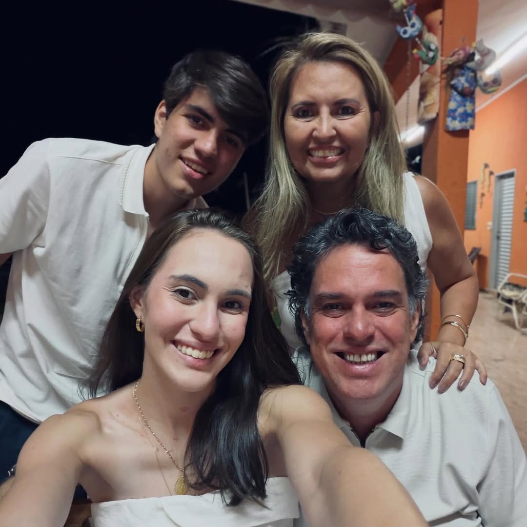Post 1 by Isabela Arruda on Instagram (carousel)