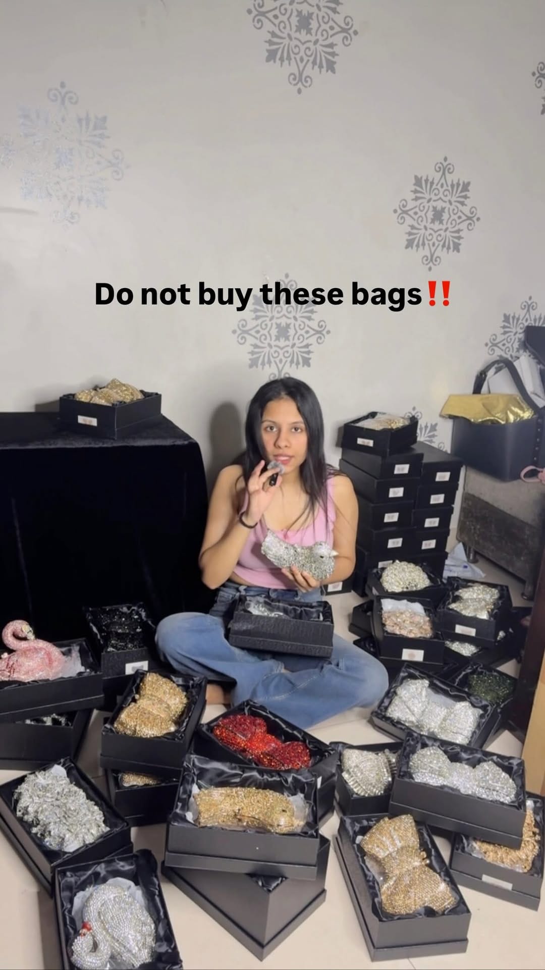 Post 4 by BELLA BAGS on Instagram (video)
