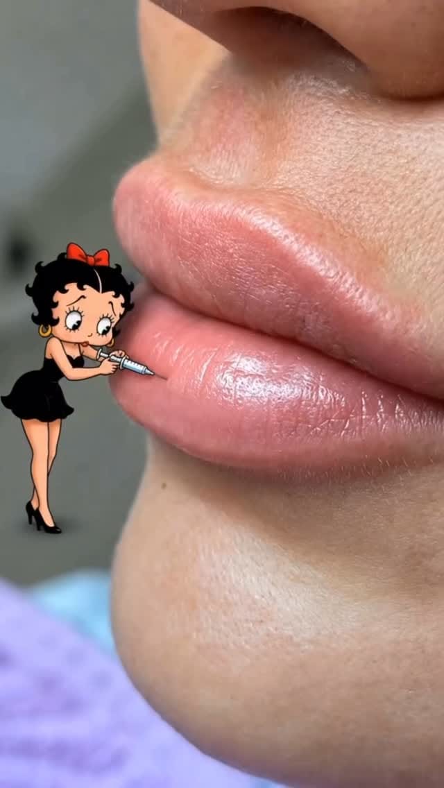 Post 1 by Luxe Clinique on Instagram (video)