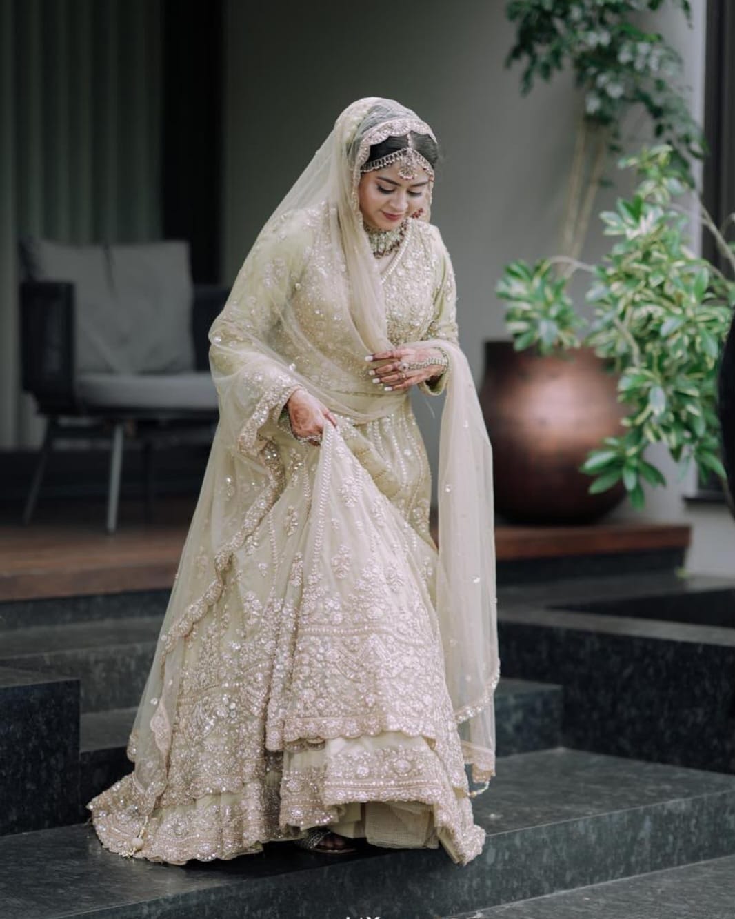 Post 3 by AROOZA BRIDAL RENTAL on Instagram (image)